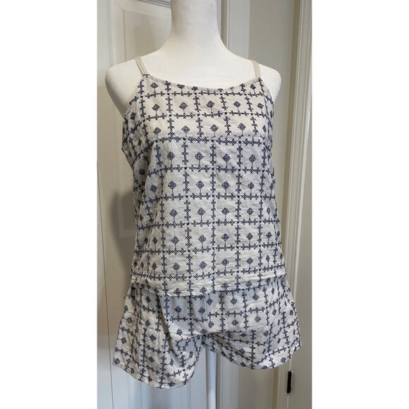 Womens Embroidered Cami and Short Set Size XS/S Dainty Feminine Soft Capsule - Picture 1 of 13